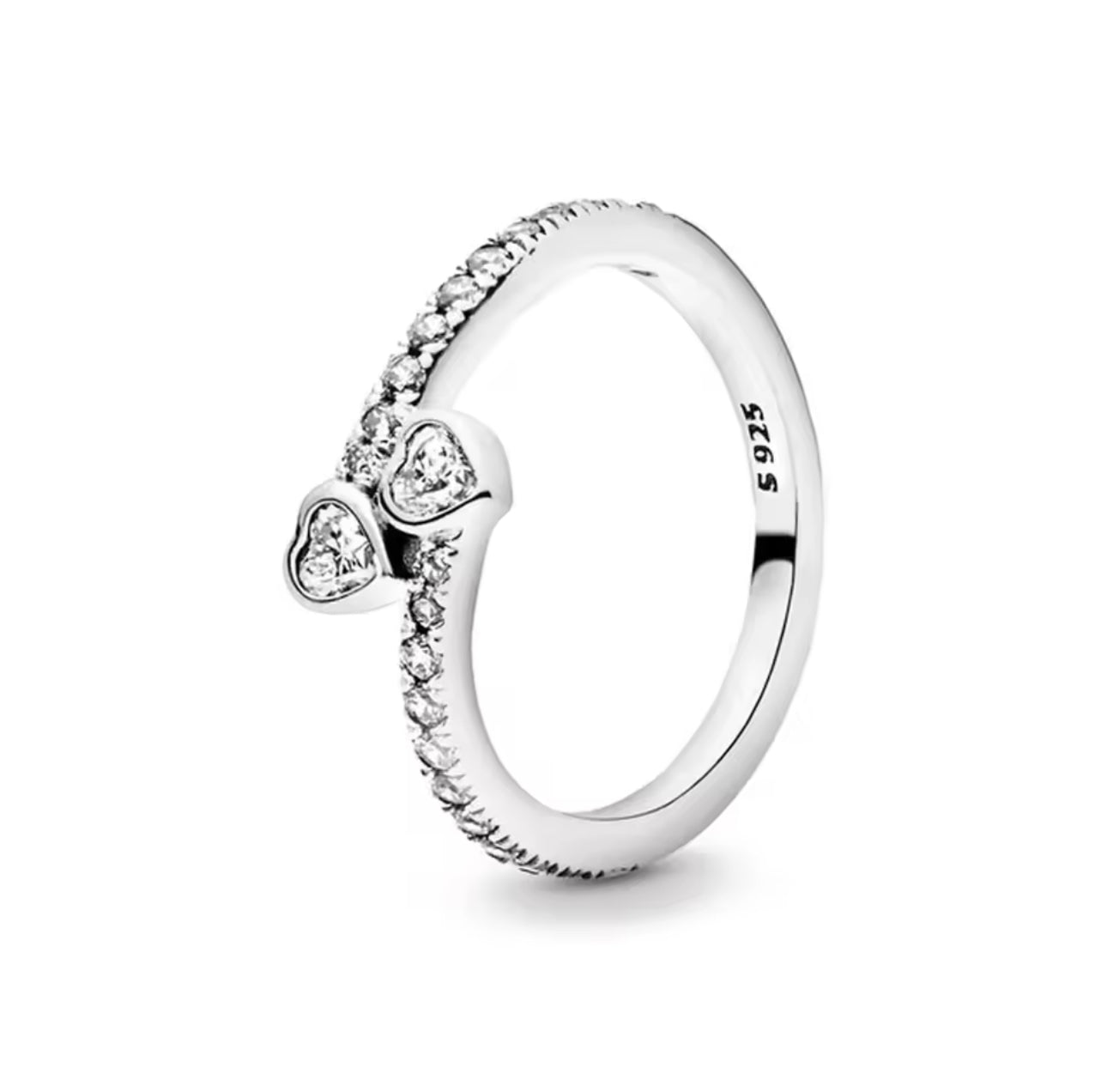 Anillo Pavé con dos pequeños Corazones