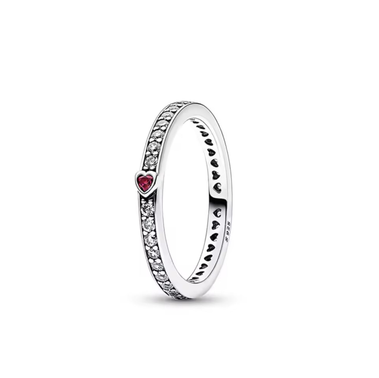 Anillo con pequeño Corazón rojo