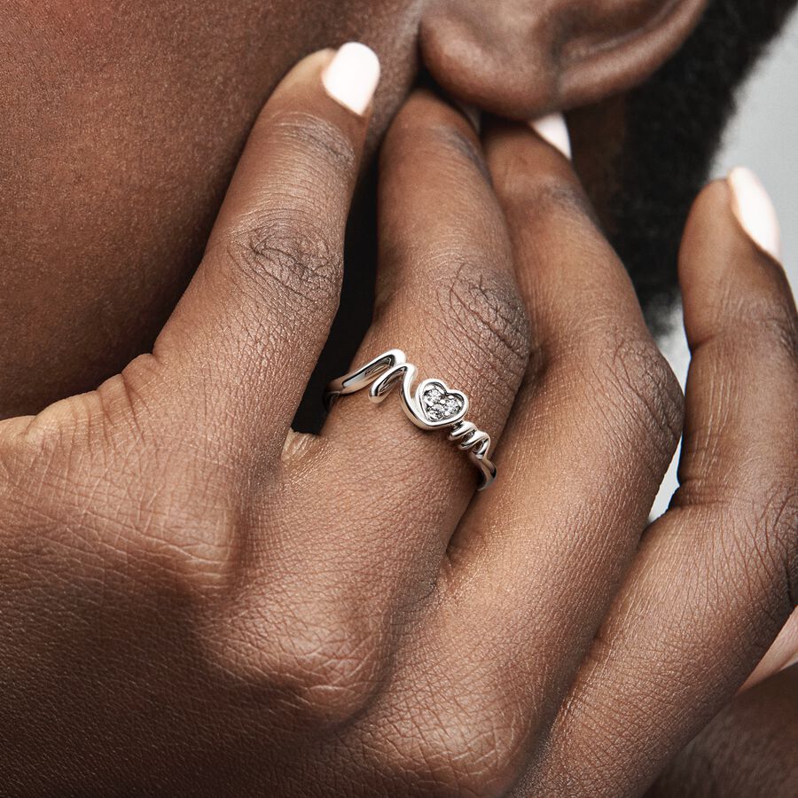 Anillo Mom con forma de Corazón plata